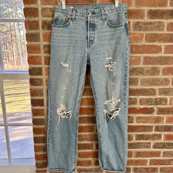 Levi's Premium 501 ‘90s Straight Leg Jeans - Picture 4 of 7
